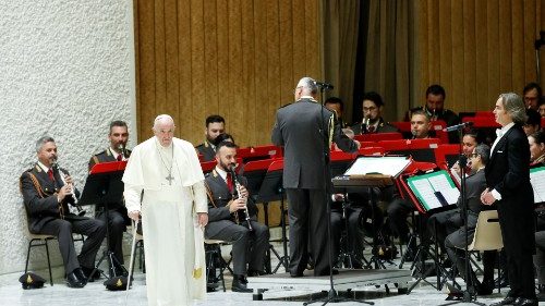 Papst: In Notsituationen braucht es mehr als nur Hilfe