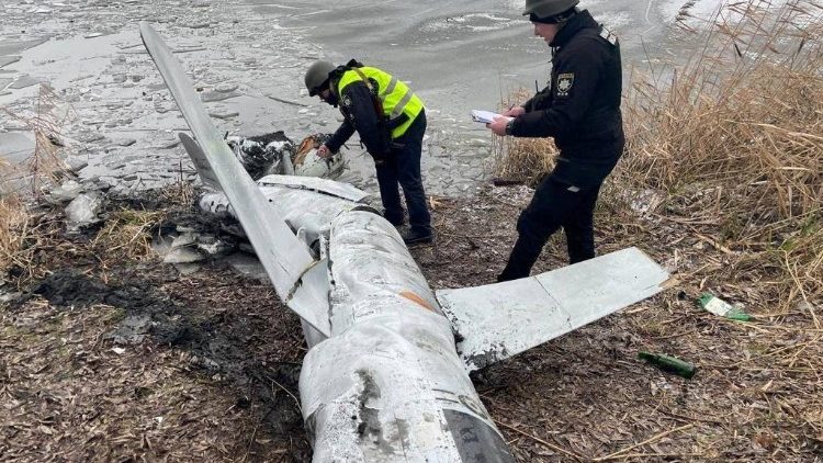 Un missile russo nella regione di Kyiv (Reuters)