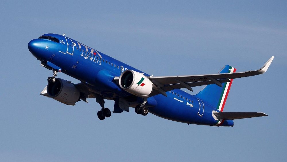 Cамалёт ITA Airways, на якім Францішак паляцеў у Венгрыю