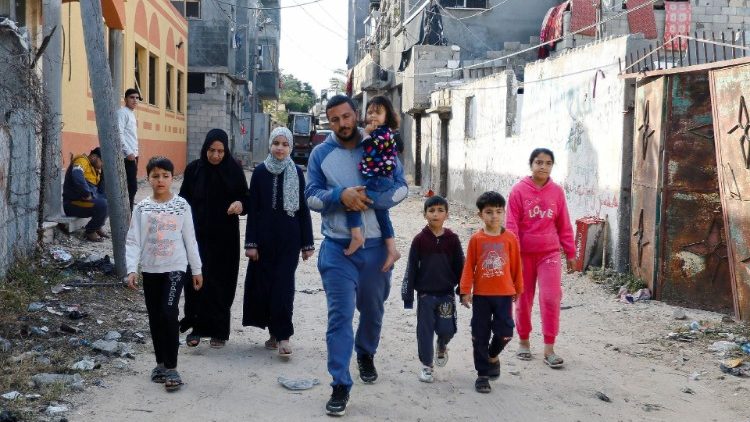 Crianças palestinas