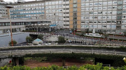 Pope Francis continues to recover well in hospital