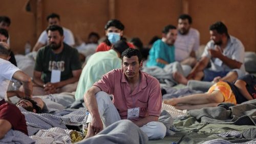 Dozens of migrants drown in Greek shipwreck tragedy