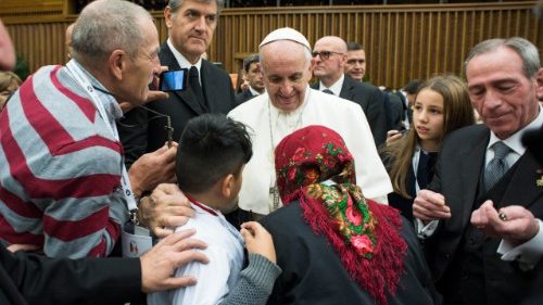 Padre Zanotelli: Francesco ha riportato i poveri al centro