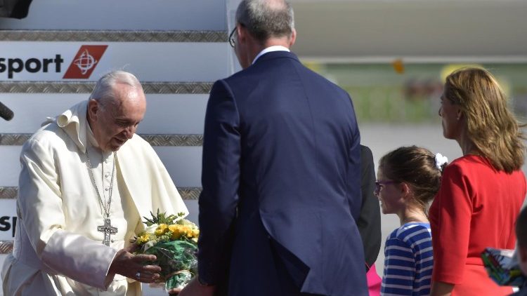 viaggio-apostolico-in-irlanda---xxiv-incontro-1535193122794.JPG