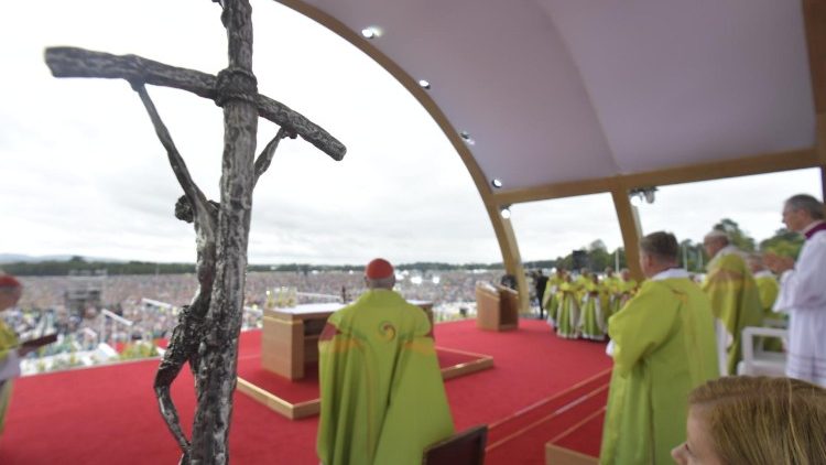 viaggio-apostolico-in-irlanda---xxiv-incontro-1535296913706.JPG