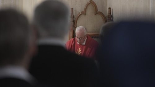 Papa: l'amore grande di Gesù perdona tutto