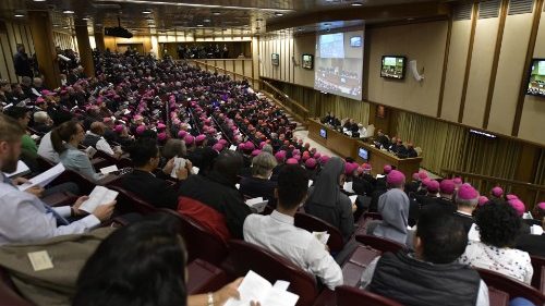 Sinodo. I giovani, luogo di Dio: Chiesa ascolti e dia testimonianza