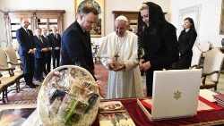 2018-10-15-presidente-di-polonia-1539592573506.JPG