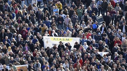 Papst Franziskus betet für Opfer der Brände in Kalifornien