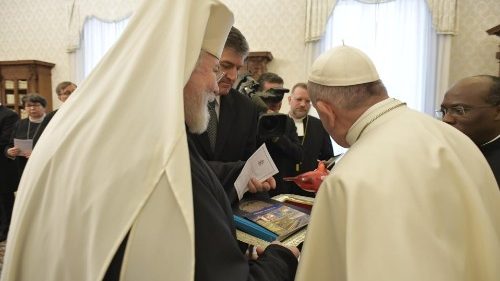 Papst Franziskus: Alle gemeinsam f&uuml;r Gerechtigkeit einstehen