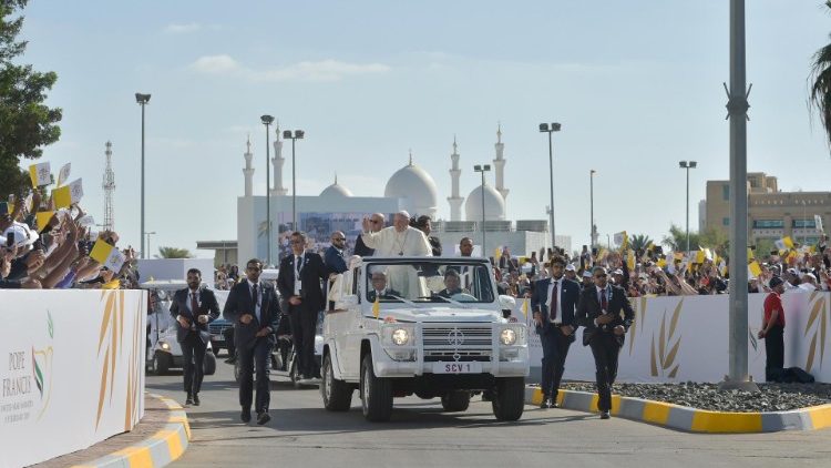2019-02-03-viaggio-apostolico-emirati-arabi-u-1549352989442.JPG