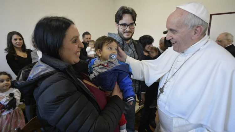 Franziskus bei einem Pfarreibesuch am letzten Sonntag