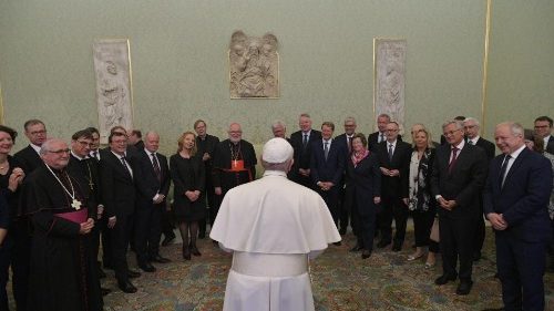 „Zeitenwende“ und synodaler Weg: Der Papst schreibt einen Brief