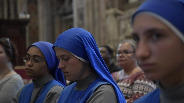 Wanawake walishuhudia mateso, kifo na ufufuko wa Kristo Yesu