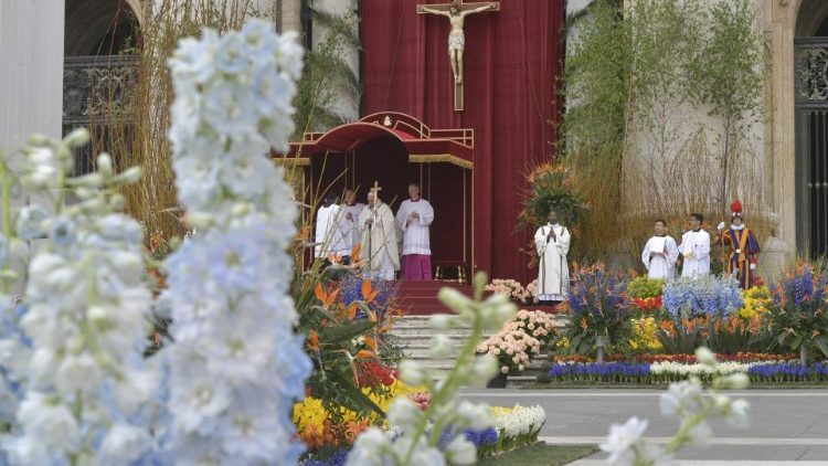 Tafakari ya Neno la Mungu: Sherehe ya Pasaka ya Bwana: Kiini cha imani ya Kanisa kwa Kristo Yesu, Mwana wa Mungu na Mkombozi wa ulimwengu.