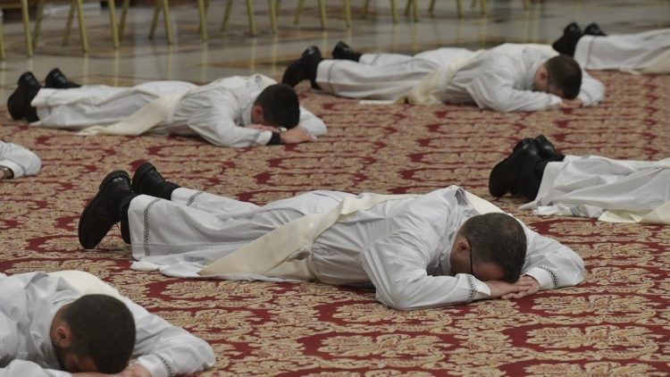 Ordenações sacerdotais na Basílica de São Pedro, em 12 de maio de 2019