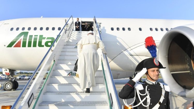 Rais Sergio Mattarella wa Italia anamtakia heri na baraka Baba Mtakatifu Francisko katika hija yake Barani Afrika kama mjumbe wa amani na upatanisho wa kidugu.