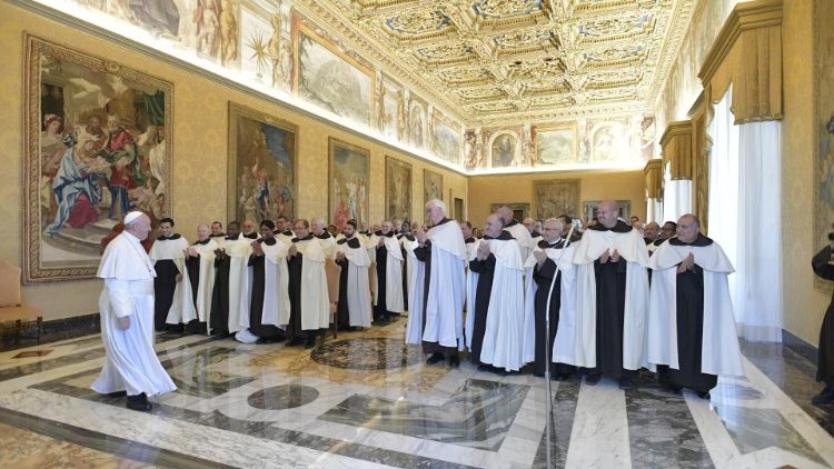 Audience entre le Pape François et les Carmes de l'antique observance, le 21 septembre 2019