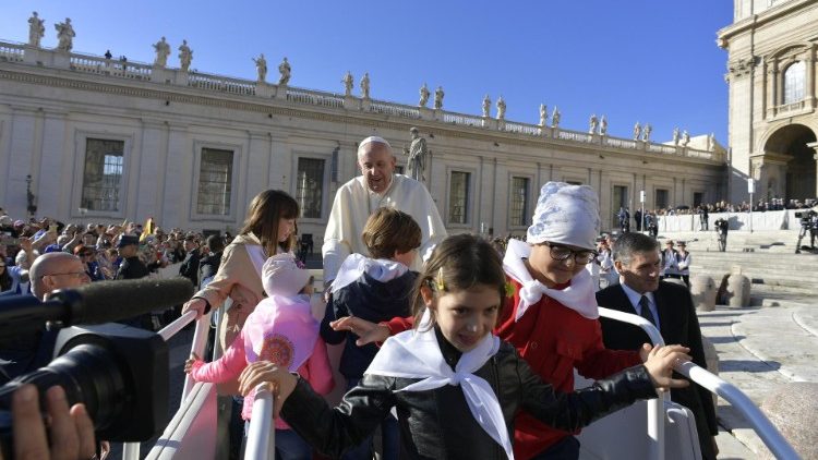 Papież: Bóg dotyka serca przemieniając ideologa w świadka