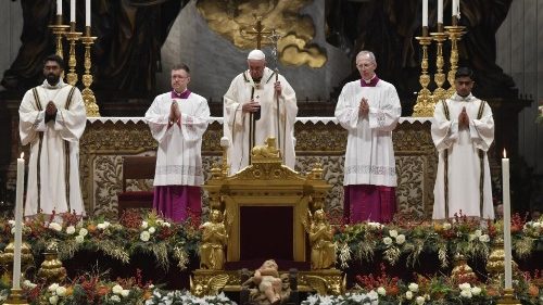 El Papa: “Se ha manifestado la gracia de Dios que salva al mundo”