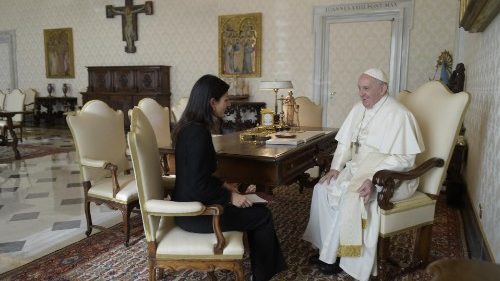 Roms Bürgermeisterin Raggi beim Papst