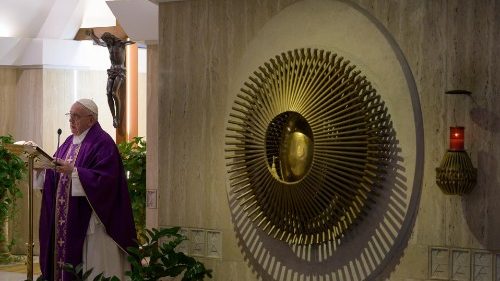 La Messa in diretta da S. Marta continua per un'altra settimana