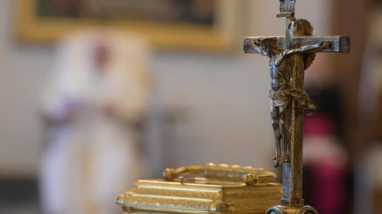 Pope Francis holds the weekly General Audience in the Vatican's Apostolic Palace inviting the faithful to contemplate the Cross