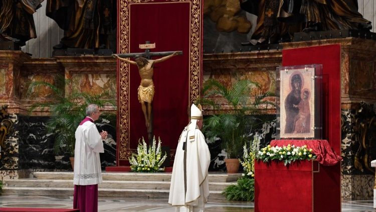 2020.04.11 Veglia pasquale nella notte santa