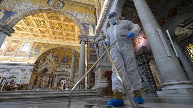 Sanificazione nella Basilica di San Paolo fuori le mura