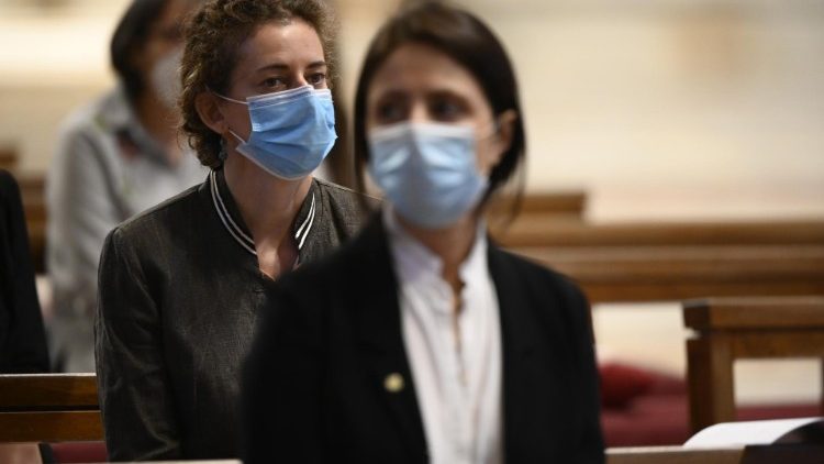 Chodzenie do kościoła jest bezpieczne, stwierdzili naukowcy