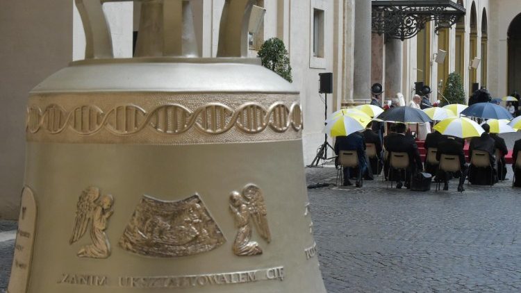 La Campana della Fondazione polacca 