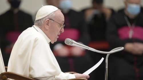 «Votre créativité peut générer de la lumière» assure le Pape à des artistes
