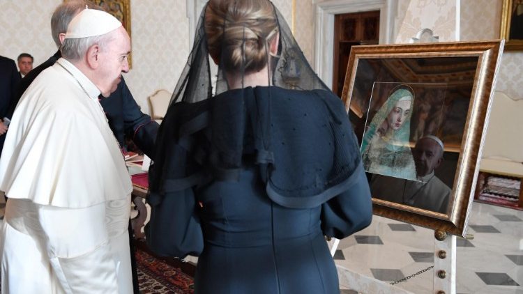 Die slowakische Präsidentin Zuzana Čaputová beim Papst