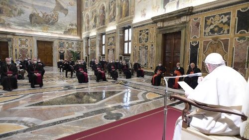 Папа: кто не следует II Ватиканскому собору, тот не с Церковью