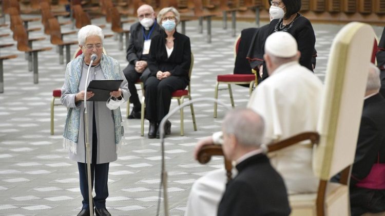 Maria Voce sprach in der Audienzhalle 