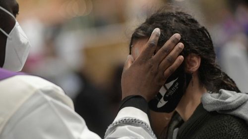 Padre Ronchi: Cenizas, para ser humildes y fecundos