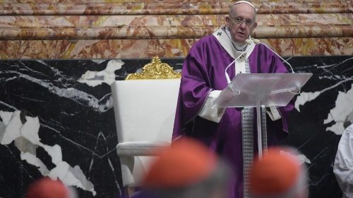 Vráťte sa ku mne celým srdcom - homília pápeža Františka na Popolcovú stredu