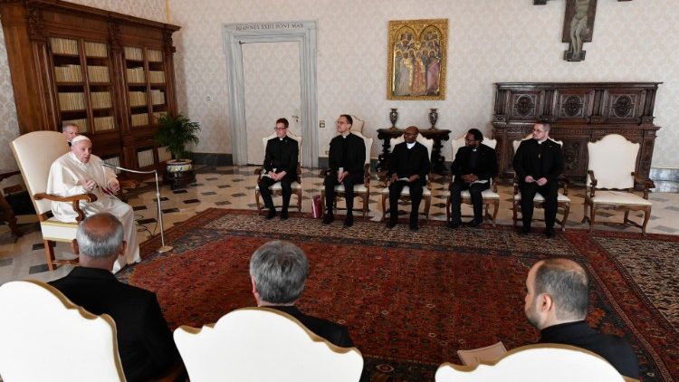 Le Pape et la communauté du Collège Belge Pontifical, le 18 mars 2021