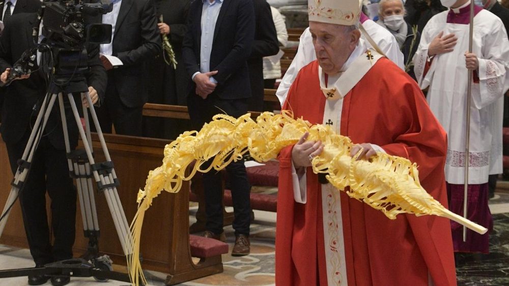 2021.03.28 Santa Messa Domenica delle Palme e Angelus