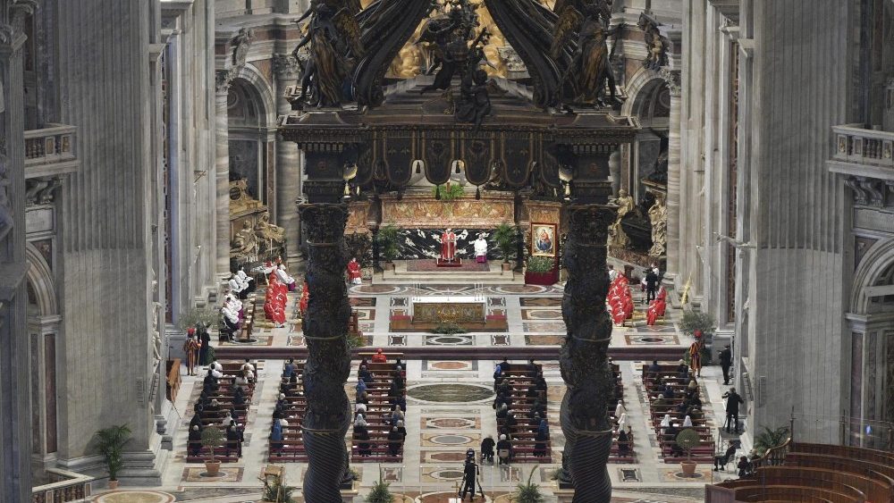 Dimanche des Rameaux dans la basilique Saint-Pierre.