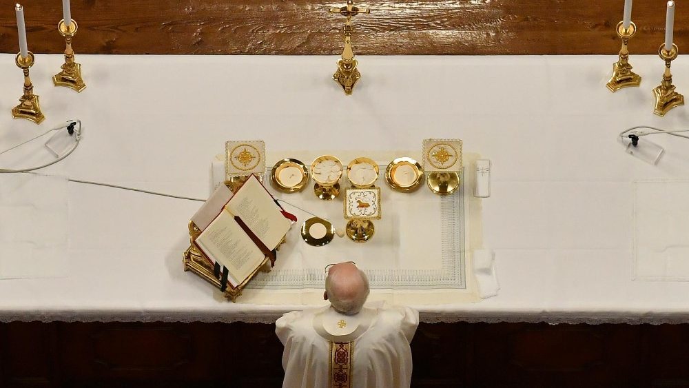 Missa da Ceia do Senhor na Basílica Vaticana