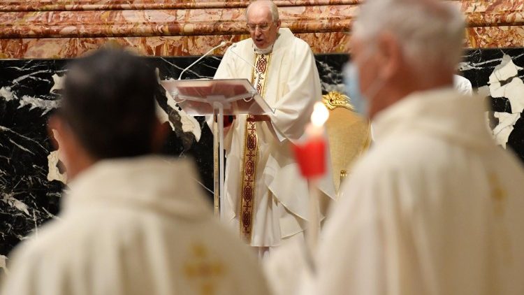 Jueves Santo: el cardenal Re preside la Misa "in Coeli Domini"