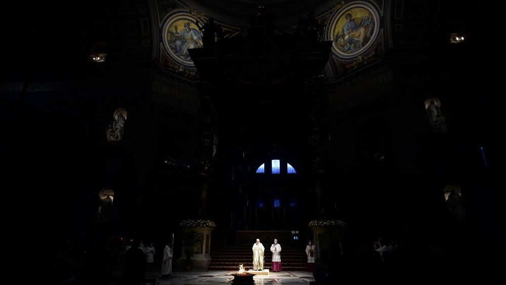 Vigília Pascal na Basílica Vaticana