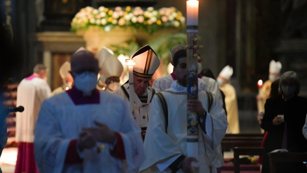 Vigília Pascal na Basílica Vaticana