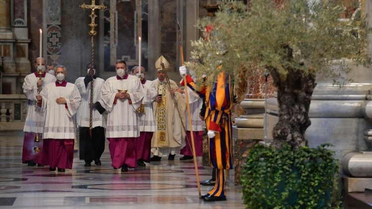 Waamini wanaalikwa kutangaza na kumshuhudia Krksto Mfufuka wanayekutana naye katika maisha.