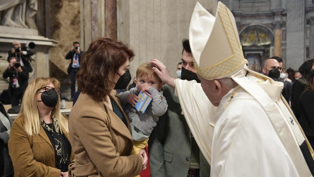 Missa com ordenações sacerdotais na Basílica de São Pedro