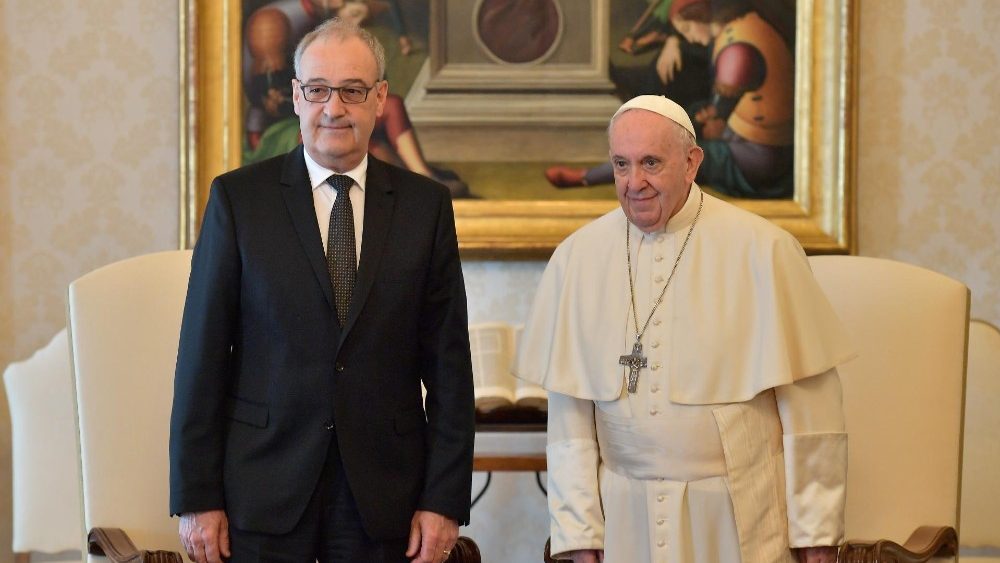 Papa Francisco com presidente da Suíça Guy Parmelin