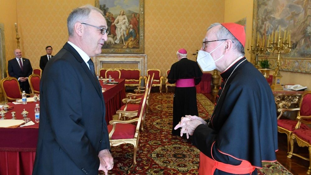 Presidente Confederação Suíça com o cardeal secretário de Estado Pietro Parolin
