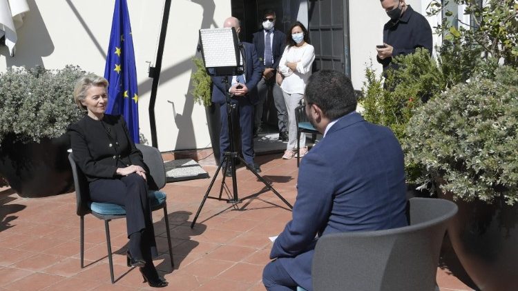 Ursula Von der Leyen im Interview mit Mario Galgano