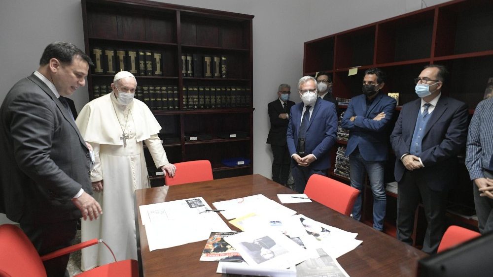 Im Sitzungssaal des Osservatore Romano